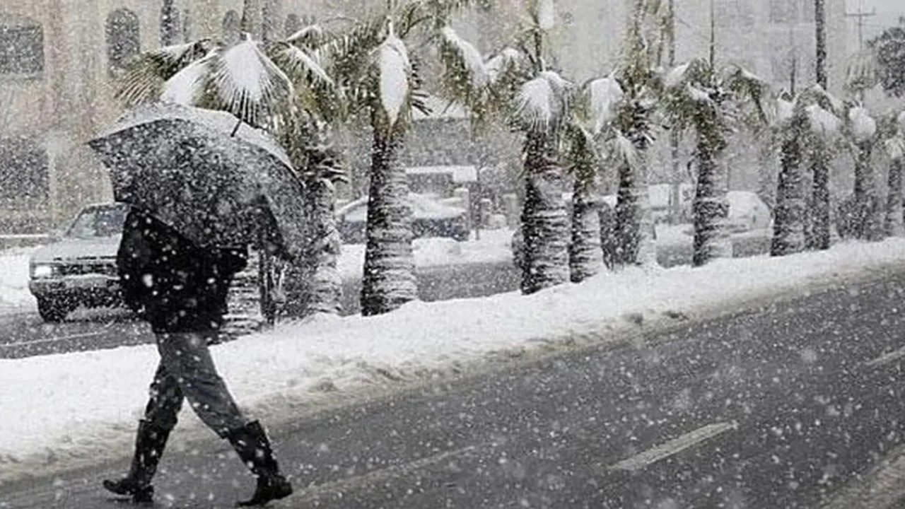 الأرصاد الجوية تحذر من تساقطات ثلجية وزخات رعدية ورياح عاصفية بمناطق المغرب